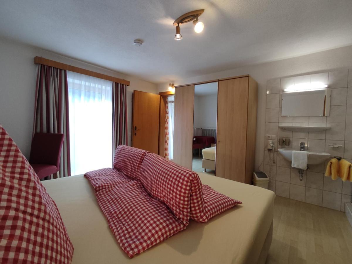 Appartements Pfausler เอิทซ์ ภายนอก รูปภาพ